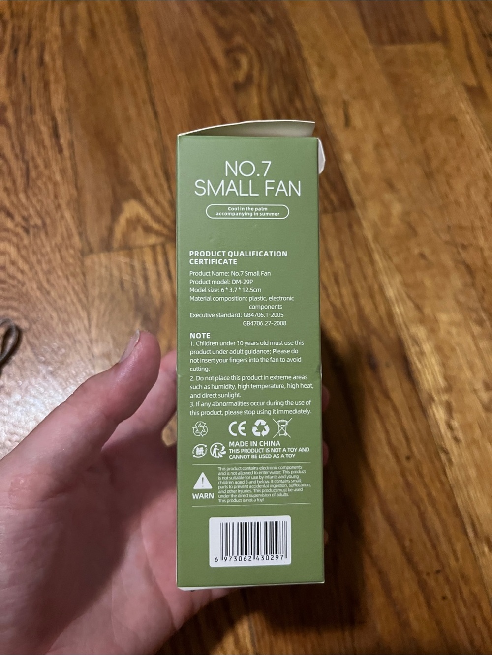 Small Fan - White Personal Fan - Picture 2 of 6